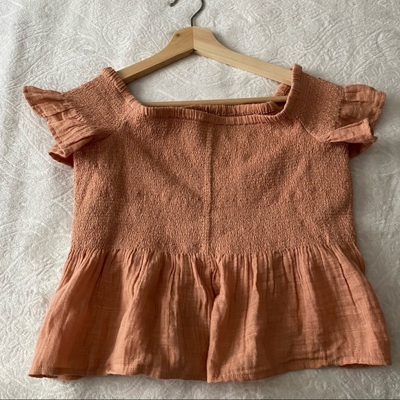 AEO Pink Smocked Crop Top - Picture 9 of 10